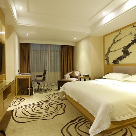 V8 Hotel Train Station قوانغتشو المظهر الخارجي الصورة