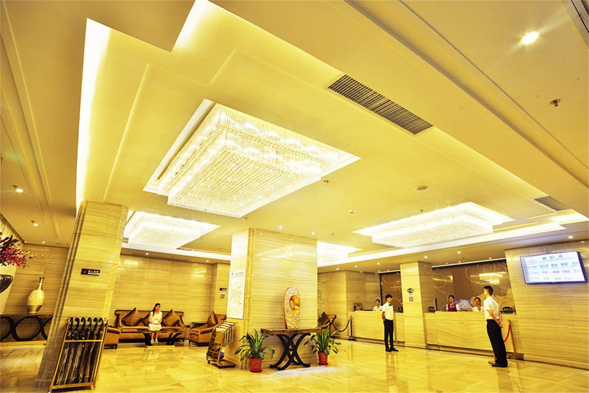 V8 Hotel Train Station قوانغتشو المظهر الخارجي الصورة